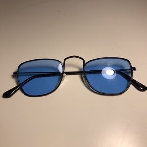 💙 Vintage style blue sunnies💙